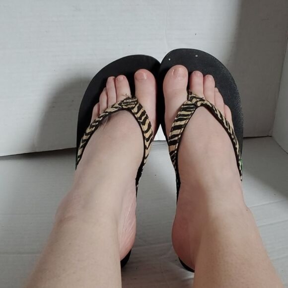 Sanuk Sandals Flip Flops Shoes Tongs Zebra Print SHOES Women's WOMAN'S Size 8 - Picture 3 of 14